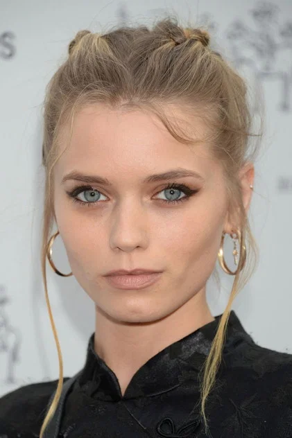 ABBEY LEE