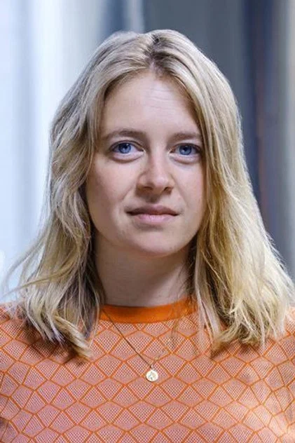 GENEVIEVE BARR
