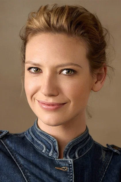 ANNA TORV