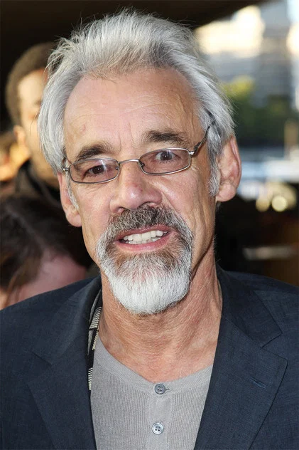 ROGER LLOYD PACK
