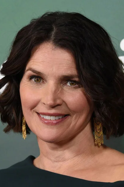 JULIA ORMOND