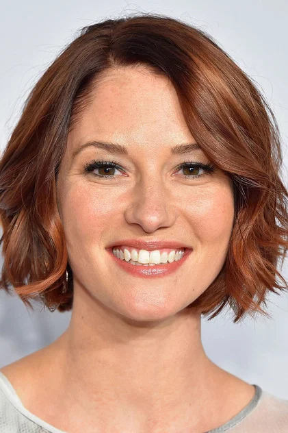 CHYLER LEIGH