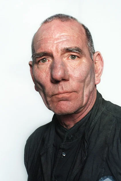 PETE POSTLETHWAITE