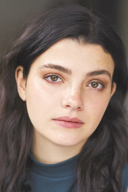 ZOë STEINER