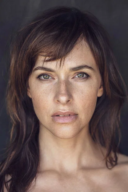KIM RIEDLE