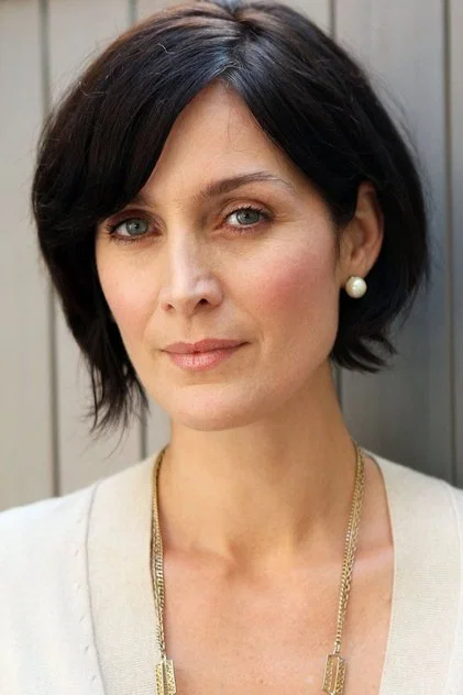 CARRIE-ANNE MOSS