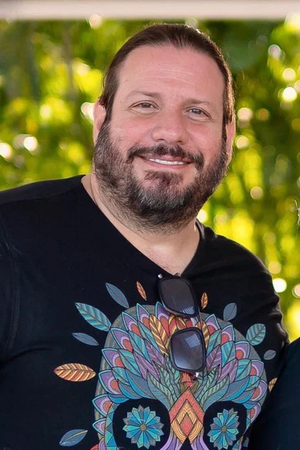 ESTEBAN ROEL
