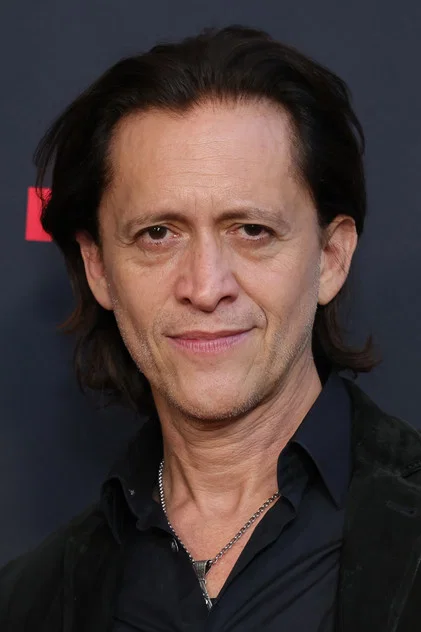 CLIFTON COLLINS JR.